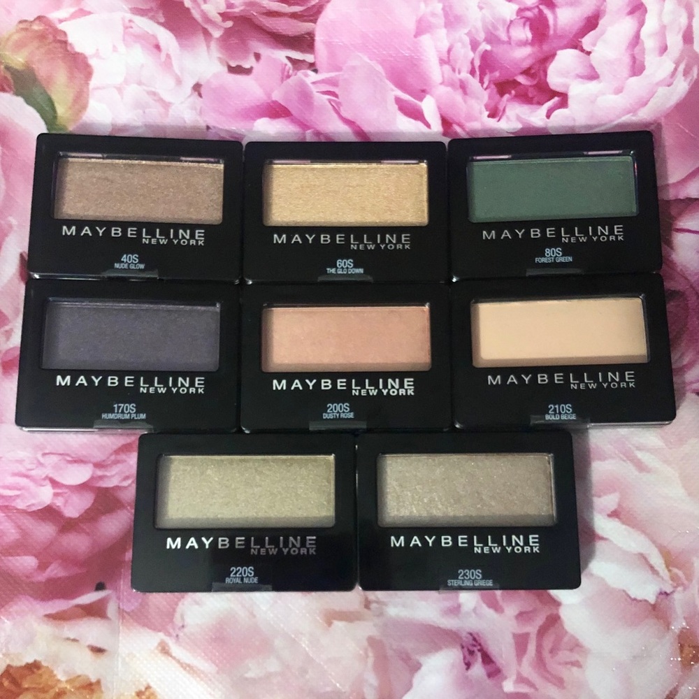 SOLD 🌸 Maybelline Expert Wear Eyeshadow